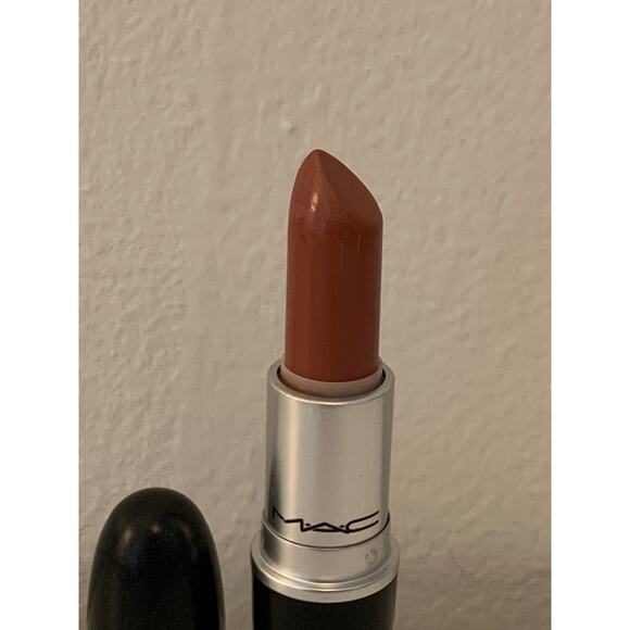 MAC Amplified Crème Lipstick - 128 SMOKED ALMOND - .1oz./3g  *USED* Pink Nude - Picture 10 of 13